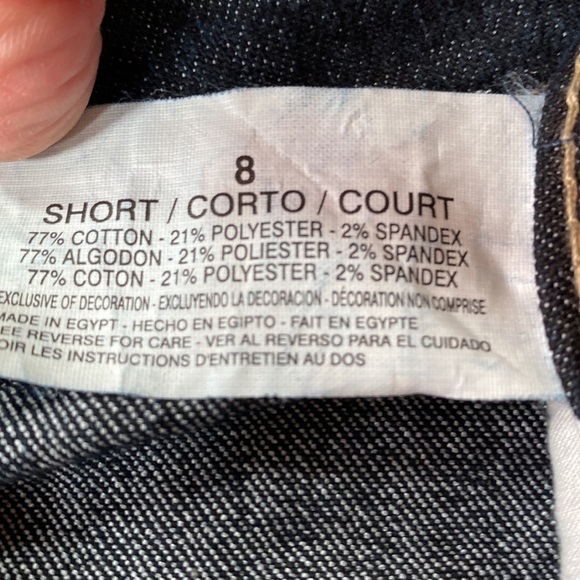 Gloria Vanderbilt dark wash blue denim, size 8P - Picture 7 of 11